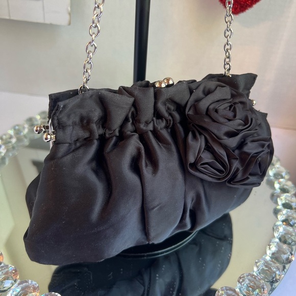 Chic Black Satin Clutch with Rosette Accent - Picture 3 of 8